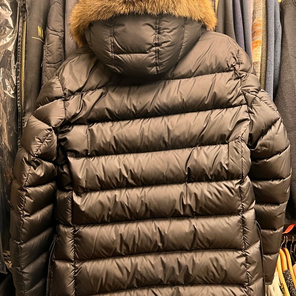 CLUNY GIUBBOTTO Fur-Trim Nylon Down Parka Moncler - 4 - Picture 3 of 9